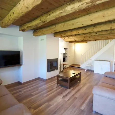 Holiday home Cal Montserrat Duplex *